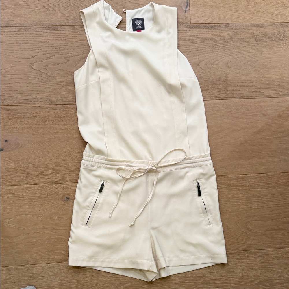 Vince Camuto Cream Garment